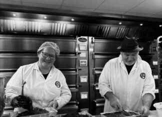 Expanding Warrington Business Offers Exciting New Career Opportunities news-17082024-211722