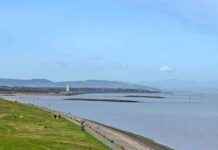 Warning from Police: Women Rescued from Water Near Lighthouse – Liverpool Echo news-17082024-211751