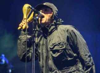 Liam Gallagher Honors Tents at Leeds Festival with Song news-24082024-113620