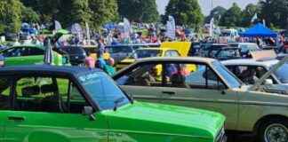 Classic Car Show Set to Take Place at Stunning Historical Property news-24082024-233804