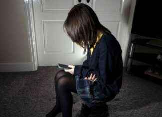 Warning to Parents: EE’s Advice for Children’s Smartphone Use news-25082024-234423