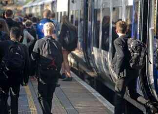 Half Price School Run Train Tickets Offered to Pupils by Northern Rail for Academic Year news-29082024-000448
