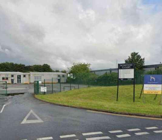 Unauthorized Caravans Prompt Bailiff Visit to Winick Quay Site news-05092024-124239