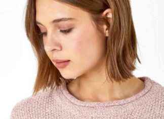 Cozy Jumper Gives Roman Shoppers Lovely Compliments – Best Winter Fashion Trend news-10092024-182643