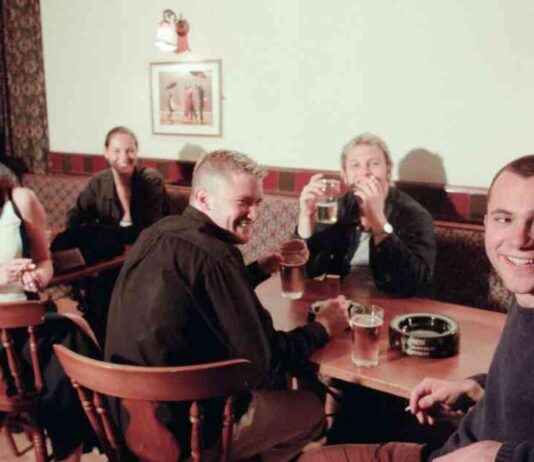 Nostalgic Memories of Liverpool’s 1990s Pub Culture news-13092024-234416