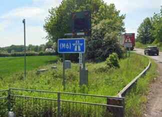 Traffic Update: Significant Delays and Lane Closures on M6 in Warrington due to Accident news-16092024-114229