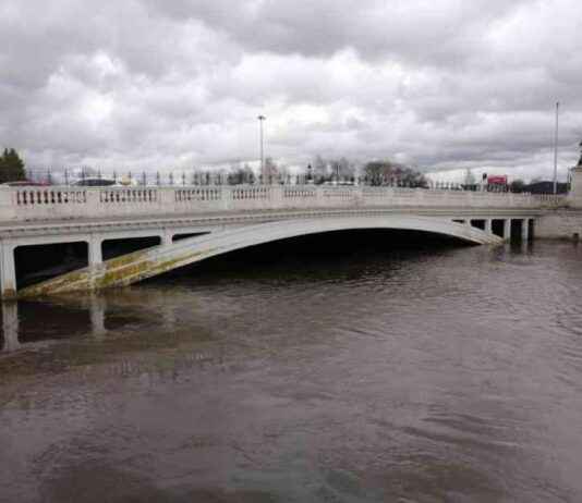 Flood Alert Issued for Multiple Areas in Warrington news-18092024-165313