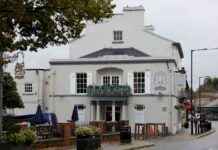 Ultimate Guide to Liverpool Pub Crawl Tradition news-21092024-155658