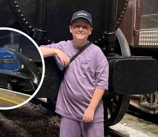 Young Train Enthusiast Films Iconic Steam Locomotive in Warrington news-27092024-025749