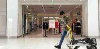 Versatile £35 Knitted Dress by H&M – Perfect for Every Body Shape news-27092024-212339