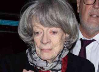 Maggie Smith, Oscar-Winning Actress from Downton Abbey and Harry Potter, Passes Away at 89 news-28092024-064312