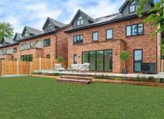 Luxury Five Bedroom Home for Sale at £1.2m news-28092024-114446