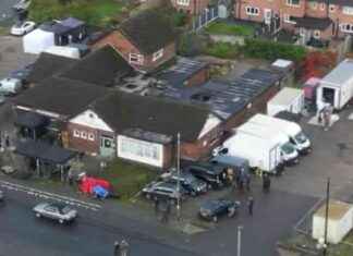 Film Crews Filming in Orford: Streets and Former Pub Takeover news-07102024-155733