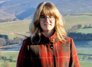 Join the Graduate Scheme at Giant Warrington Firm for Exciting Career Opportunities news-09102024-043644