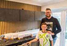 Father and Son Create Stunning Model of HJ Stadium, Earn Praise from Wire Star news-08112024-221329