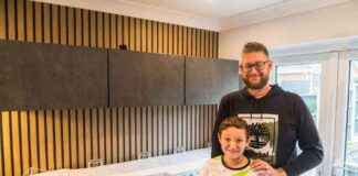Father and Son Create Stunning Model of HJ Stadium, Earn Praise from Wire Star news-08112024-221329