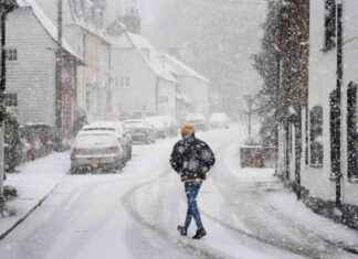 Chilly Weather Alert: Snow and Low Temperatures Expected in Warrington next week news-15112024-163614