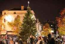 Capturing the Magic: Five Stunning Christmas Light Photos on Church Street news-22112024-004640