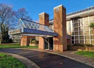 Shoplifter Spits at Female Shop Worker Twice in Banned Encounter news-29112024-171511