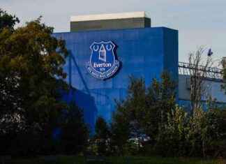 rescheduled-everton-vs-liverpool-match-could-benefit-slot-due-to-storm-darragh