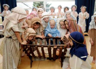 warrington-guardian-nativity-supplement-highlighting-local-school-performances