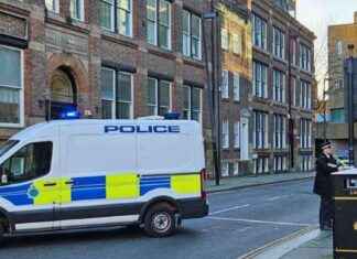 Police cordon off side street in city centre incident: Live updates and details police-cordon-off-side-street-in-city-centre-incident-live-updates-and-details