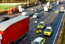Traffic Update: M6 Southbound Jammed for 5 Miles Due to Lorry Breakdown traffic-update-m6-southbound-jammed-for-5-miles-due-to-lorry-breakdown