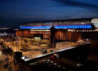 31-ncredible-photos-historic-first-event-at-new-everton-stadium