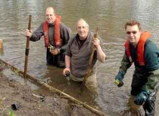 Remembering Frank Lythgoe: Warrington Anglers’ Association Pays Tribute remembering-frank-lythgoe-warrington-anglers-association-pays-tribute