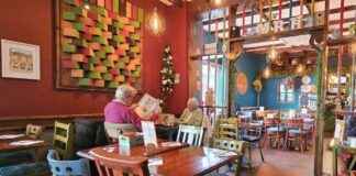 Vibrant Café with Huge Breakfasts on Tranquil Street vibrant-caf-with-huge-breakfasts-on-tranquil-street