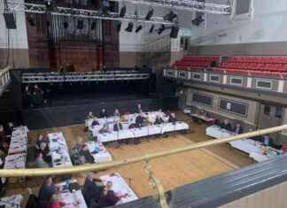 Warrington Council Approves Tax Increase Amid Service Cuts Battle warrington-council-approves-tax-ncrease-amid-service-cuts-battle