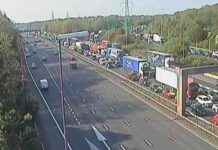 M6 Crash Causes Major Traffic Delays m6-crash-causes-major-traffic-delays
