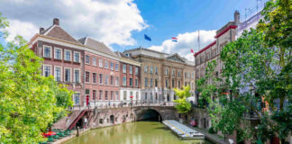 Utrecht’s Pulse: News, Sports, and Career Prospects Utrecht, Utrecht Nieuws, Utrechts Sportnieuws, Roemeens Voetbalelftal, Nederlands Elftal, Ajax Utrecht, FC Utrecht, Opstellingen, Gemeente Utrecht Vacatures